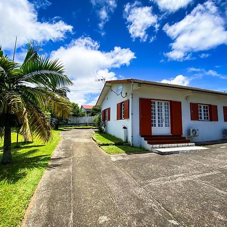 Gite Les Bananiers Saint-Joseph Exterior photo
